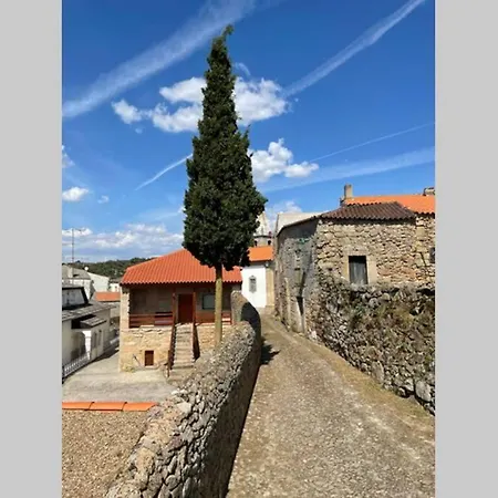 Casa De Sampaio - Casa de Férias *