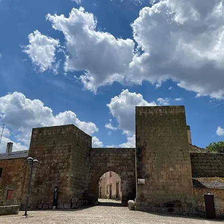 Casa de Férias Casa De Sampaio - *